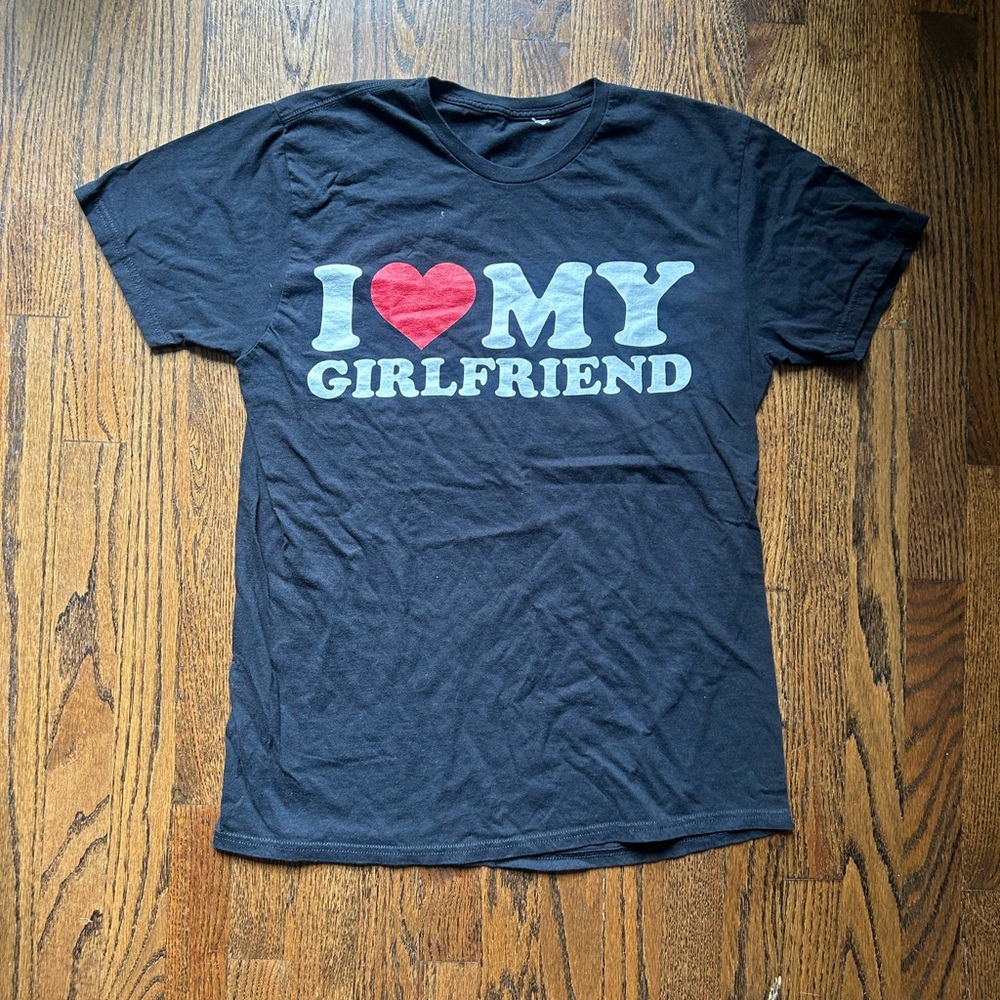 Black 'I Love My Girlfriend' T-Shirt size large